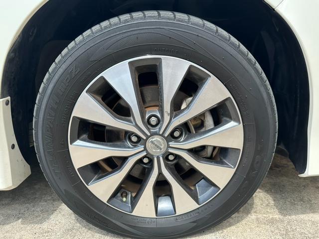 Nissan SERENA 2017-03 7819758-19