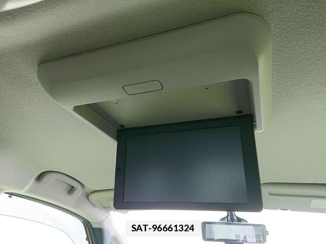 Nissan SERENA 2017-07 7819863-12