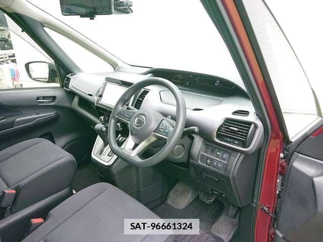 Nissan SERENA 2017-07 7819863-19