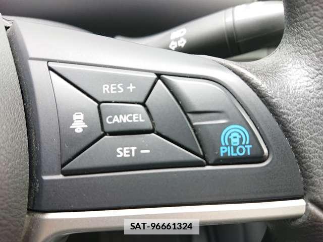 Nissan SERENA 2017-07 7819863-9