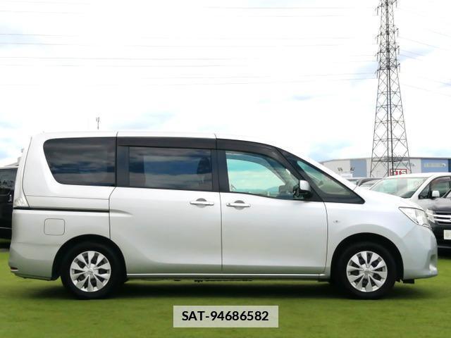 Nissan SERENA 2012-04 7819957-18