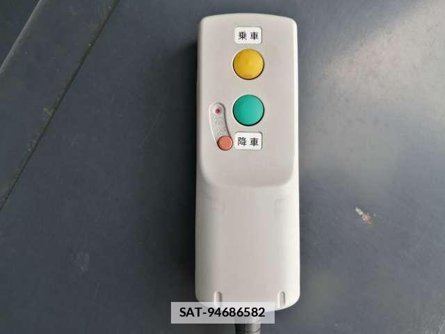 Nissan SERENA 2012-04 7819957-7