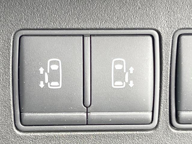 Nissan SERENA 2016-01 7819988-5