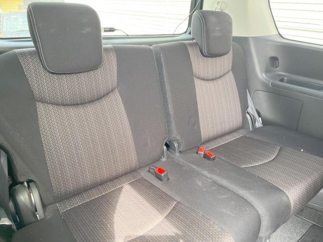 Nissan SERENA 2016-01 7819988-8