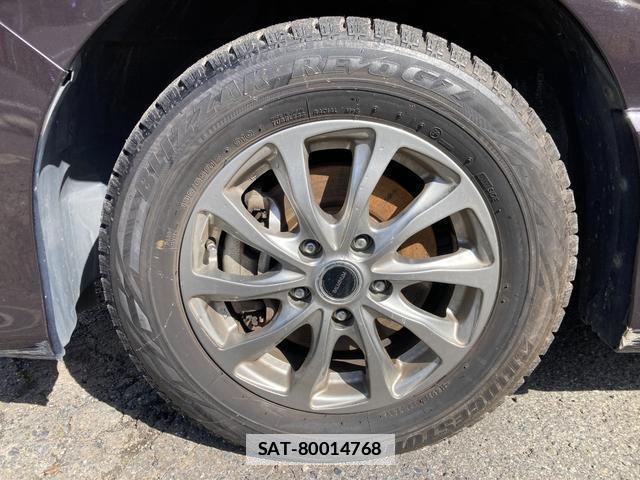 Nissan SERENA 2012-04 7820096-12
