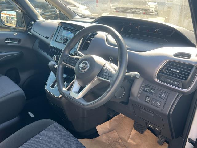 Nissan SERENA 2020-05 7820354-12
