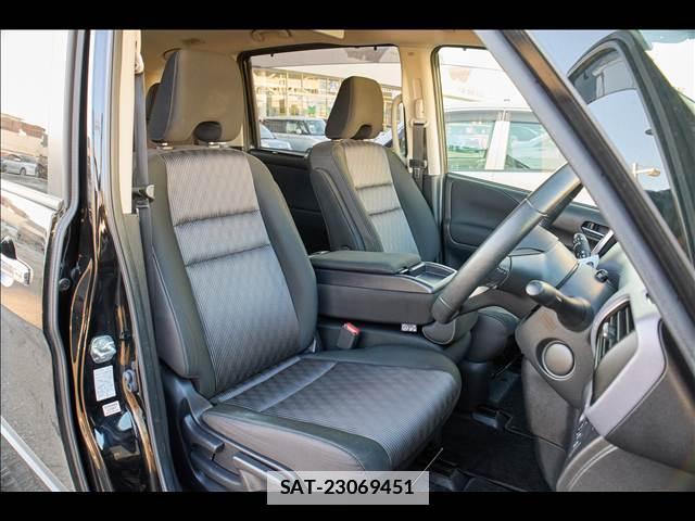 Nissan SERENA 2021-09 7820455-10