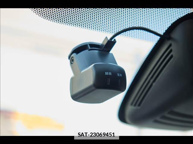 Nissan SERENA 2021-09 7820455-18