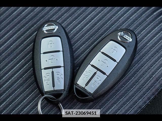 Nissan SERENA 2021-09 7820455-19
