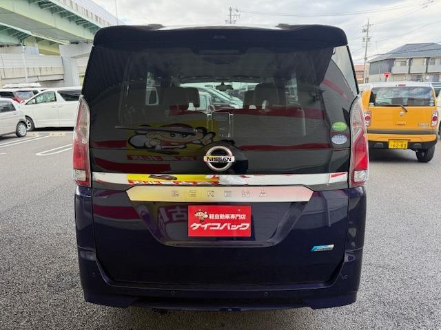 Nissan SERENA 2017-04 7820610-6