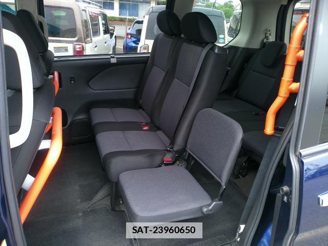 Nissan SERENA 2021-04 7820710-10