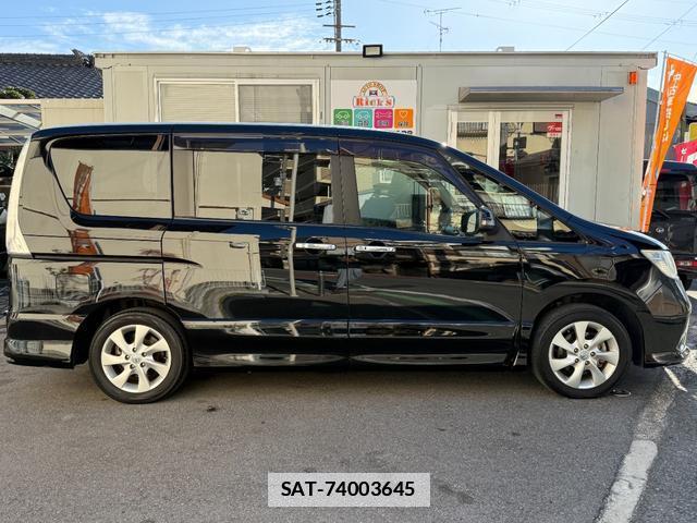Nissan SERENA 2011-03 7820805-5