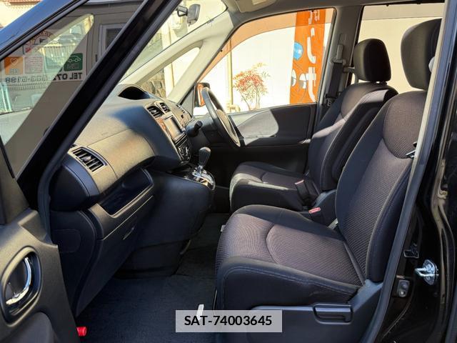 Nissan SERENA 2011-03 7820805-9