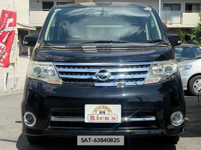 Nissan SERENA 2010-09 7820813-1
