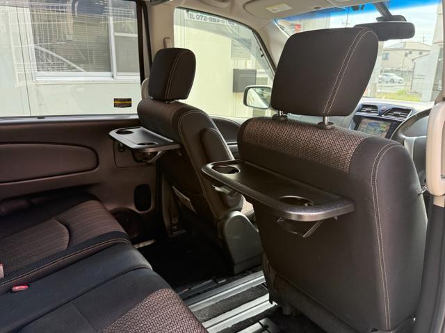 Nissan SERENA 2014-03 7820820-15