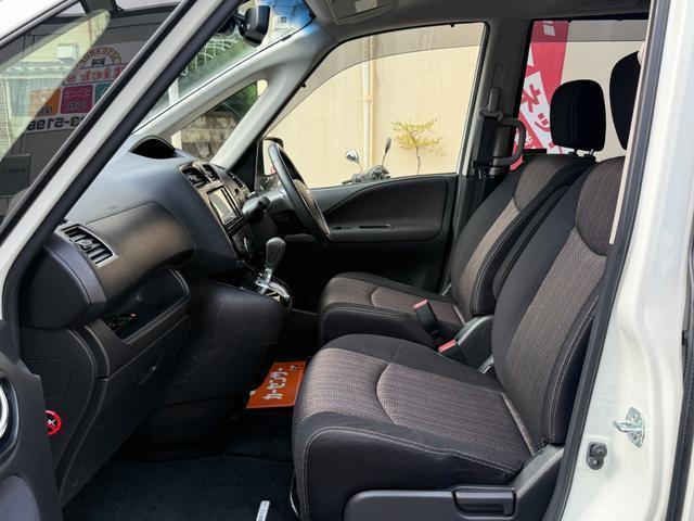 Nissan SERENA 2014-03 7820820-8