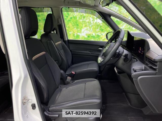 Nissan SERENA 2023-03 7821367-3
