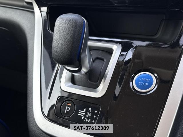 Nissan SERENA 2019-04 7821943-17