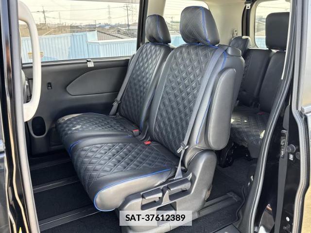 Nissan SERENA 2019-04 7821943-7