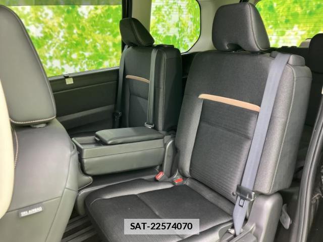 Nissan SERENA 2023-04 7821945-7