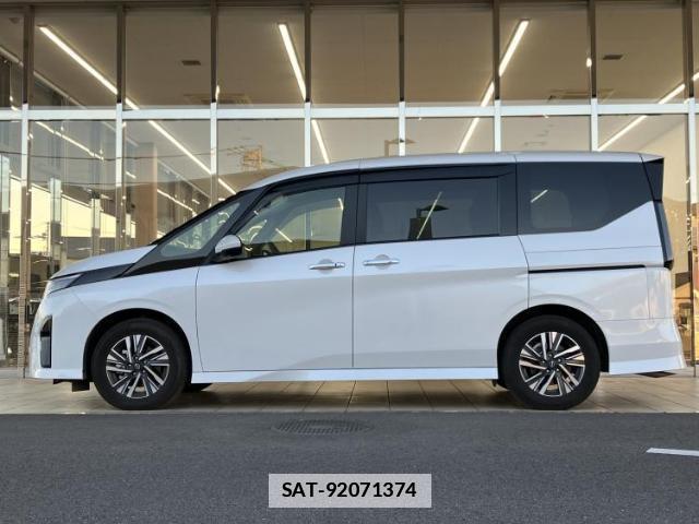 Nissan SERENA 2023-05 7822080-1
