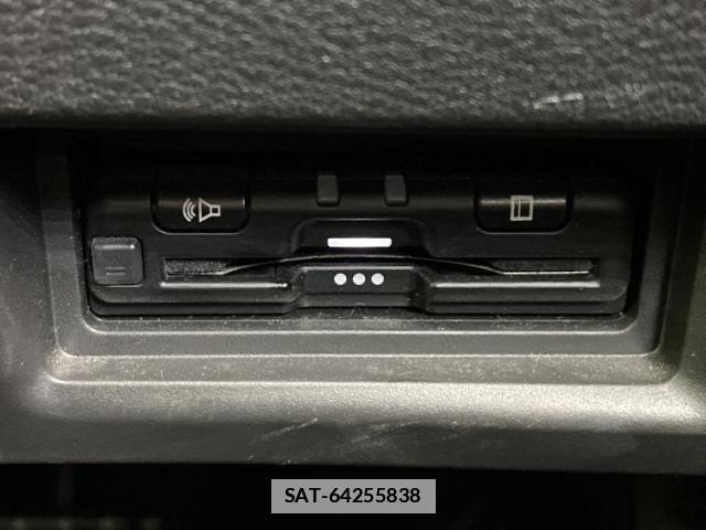 Nissan SERENA 2023-03 7822420-16