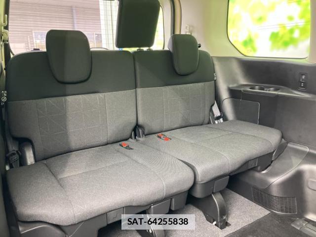 Nissan SERENA 2023-03 7822420-5