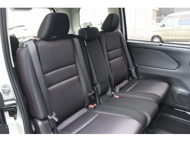 Nissan SERENA 2016-10 7822867-7
