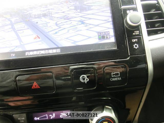 Nissan SERENA 2016-12 7823002-17
