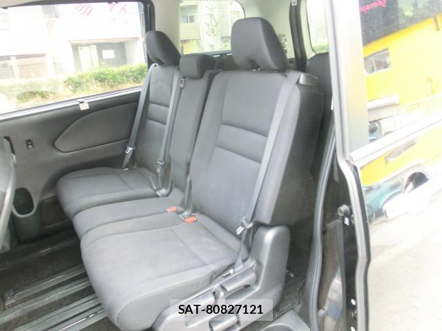 Nissan SERENA 2016-12 7823002-6