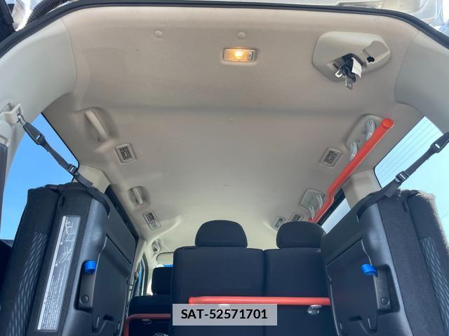 Nissan SERENA 2015-03 7823129-15