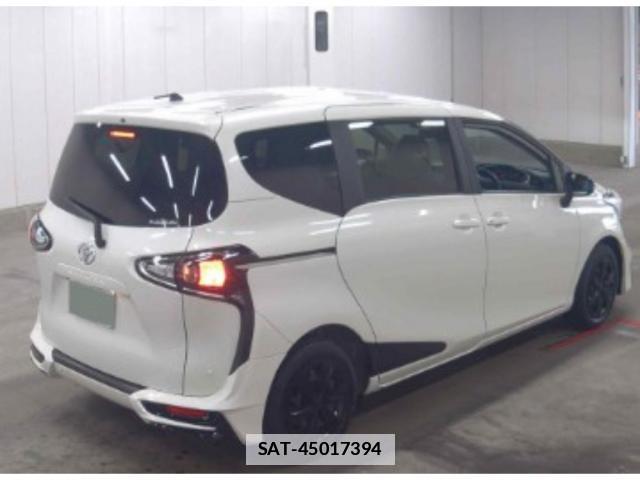 Toyota SIENTA 2021-09 7811421-4