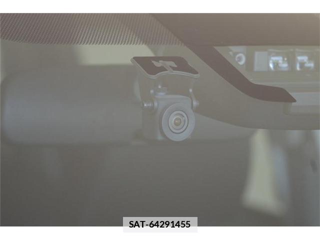 Toyota SIENTA 2021-04 7811896-13