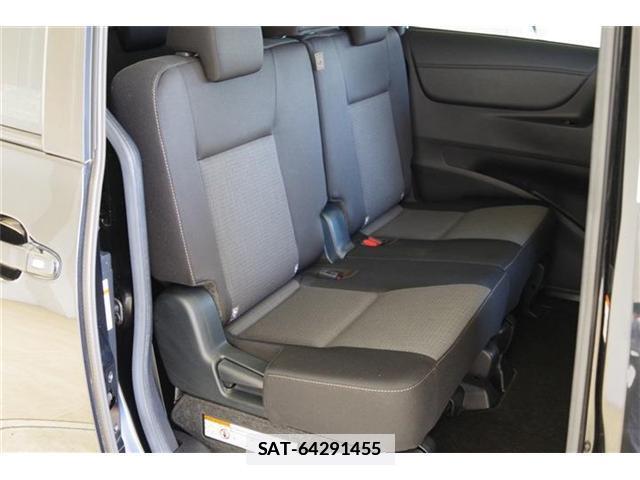 Toyota SIENTA 2021-04 7811896-15