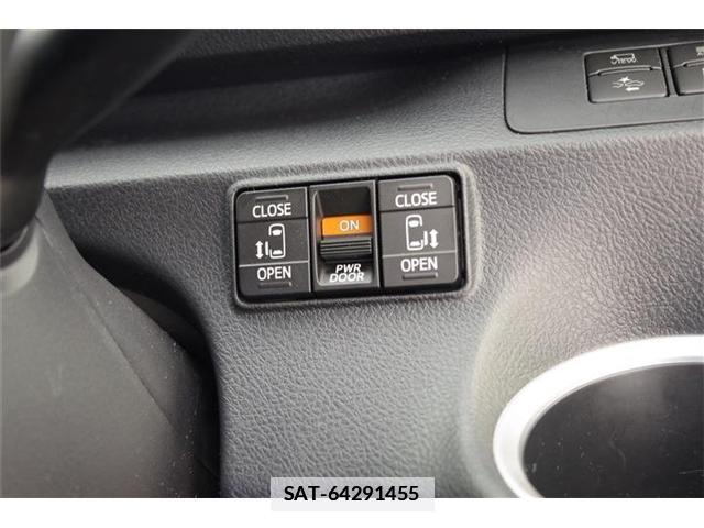 Toyota SIENTA 2021-04 7811896-4