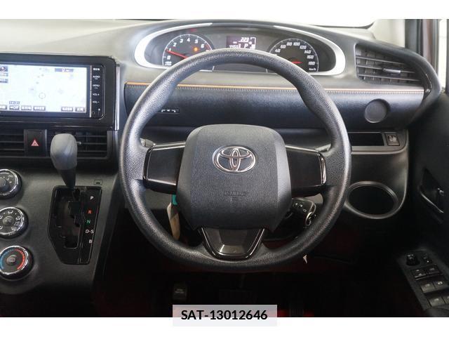 Toyota SIENTA 2015-10 7813584-14