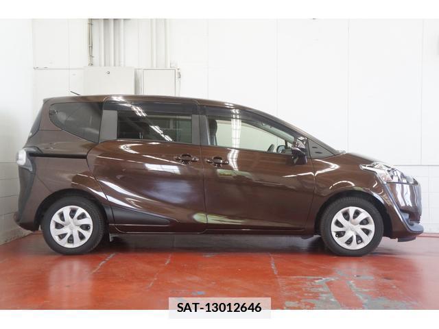 Toyota SIENTA 2015-10 7813584-3