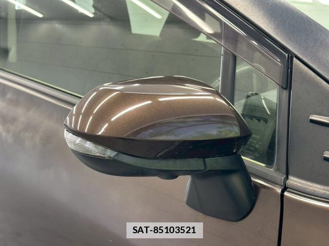 Toyota SIENTA 2019-09 7813777-11