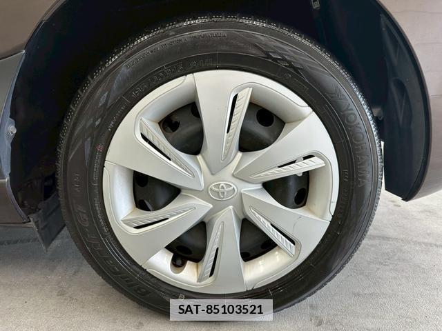Toyota SIENTA 2019-09 7813777-12