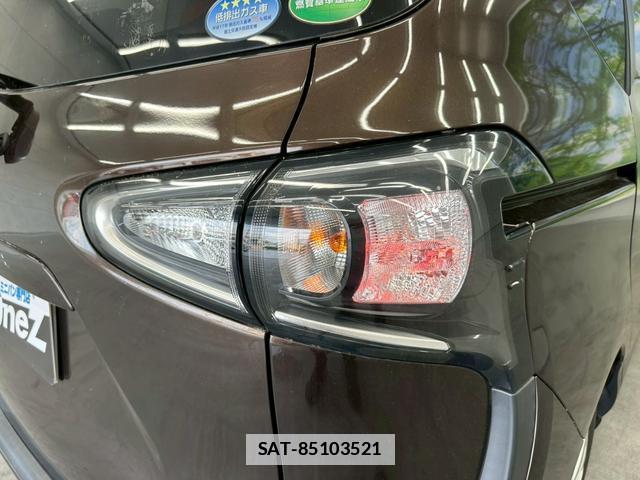 Toyota SIENTA 2019-09 7813777-9