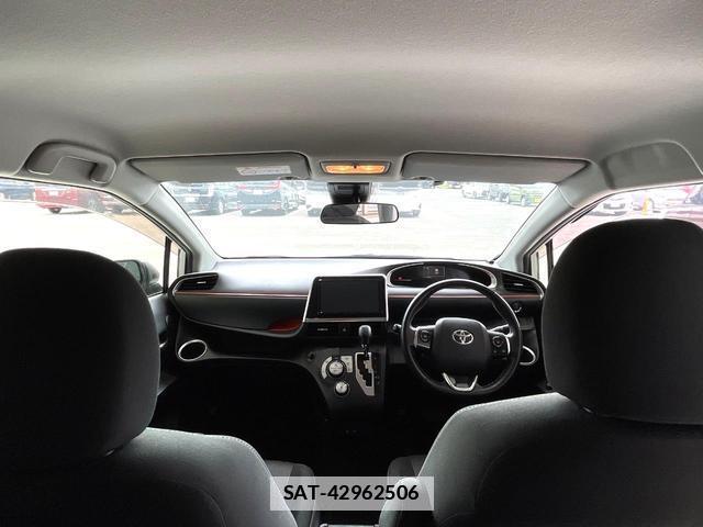 Toyota SIENTA 2018-09 7813853-10