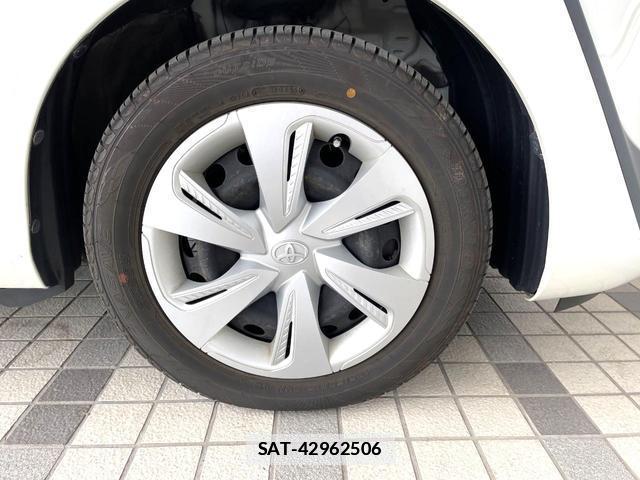 Toyota SIENTA 2018-09 7813853-16