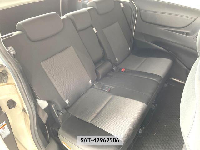 Toyota SIENTA 2018-09 7813853-5