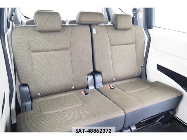 Toyota SIENTA 2015-09 7814563-18
