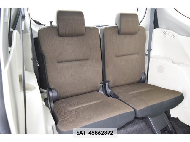 Toyota SIENTA 2015-09 7814563-19