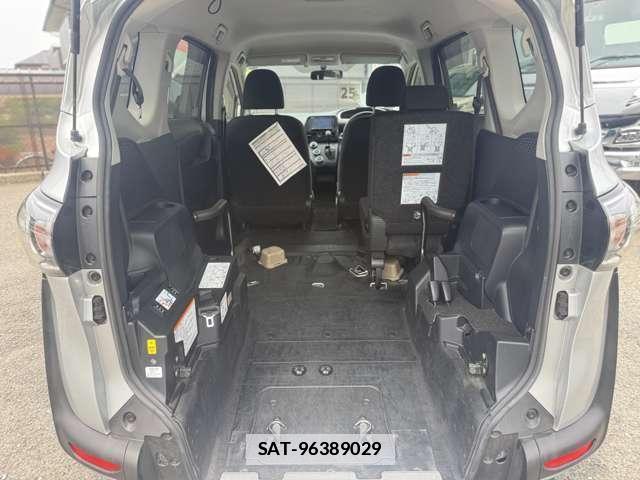 Toyota SIENTA 2020-04 7815308-5