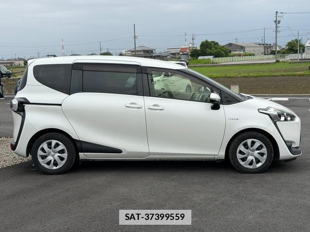 Toyota SIENTA 2016-04 7815500-2