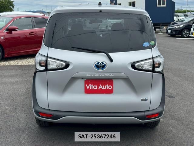 Toyota SIENTA 2015-08 7815515-3