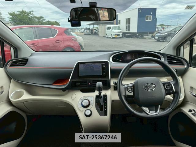 Toyota SIENTA 2015-08 7815515-7