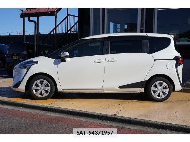 Toyota SIENTA 2021-07 7815606-1